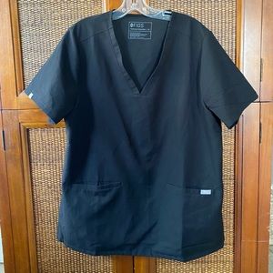 Figs scrub top